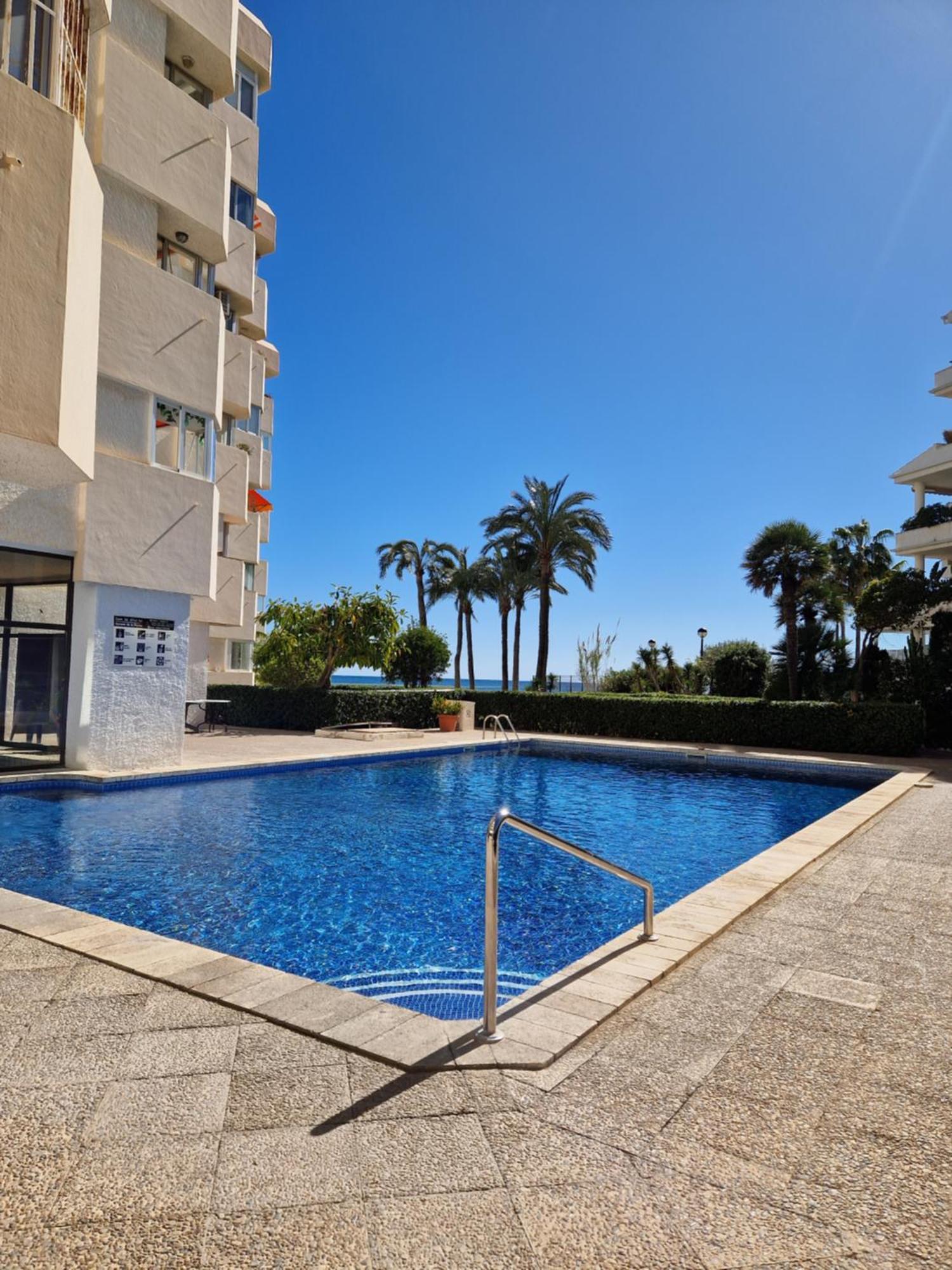 Azul - Estudio Con Vistas Al Mar, Piscina Y Acceso Directo A La Playa By Redi Altea Luaran gambar